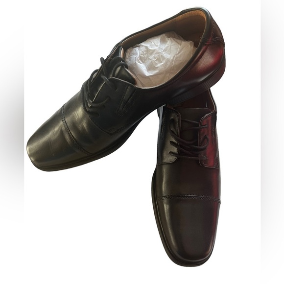 26. NWT Colletion by ClarksMen's Tilden Cap Toe Oxford 9 - Picture 5 of 5